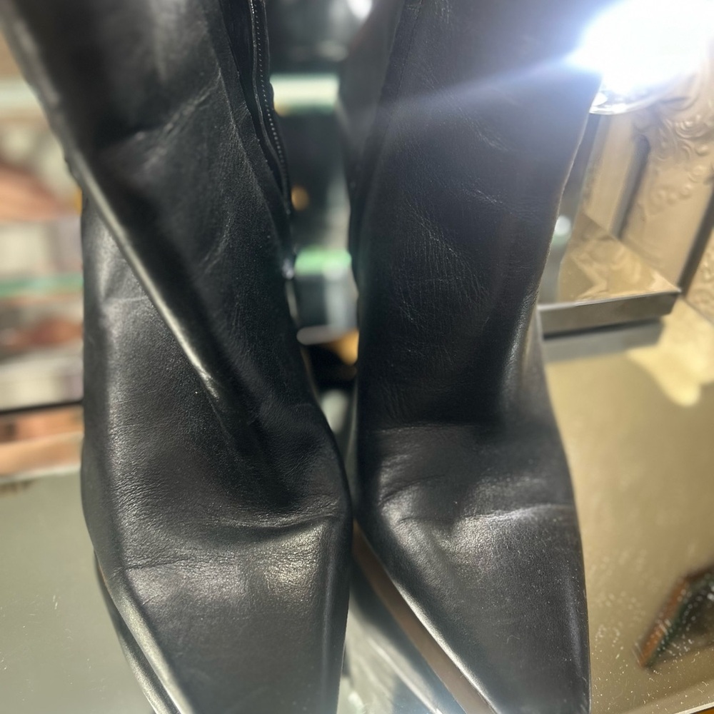 Vince Camuto black wedge booty size 10 - Picture 2 of 4
